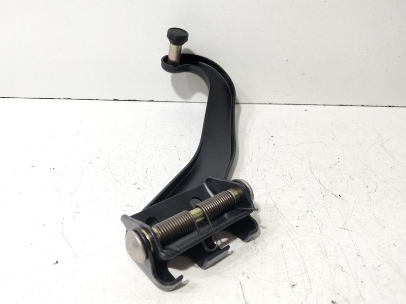 Recambio de soporte / guia puerta corredera para mercedes-benz vito (w638) caja cerrada 110 cdi  (638.094) referencia OEM IAM 63