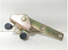 Recambio de soporte / guia puerta corredera para mercedes-benz vito (w638) caja cerrada 110 cdi  (638.094) referencia OEM IAM 63