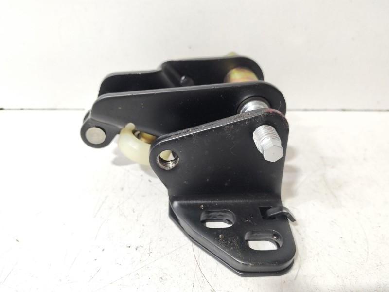 Recambio de soporte / guia puerta corredera para mercedes-benz sprinter 02.00  caja abierta 216 cdi (902.611-612) referencia OEM
