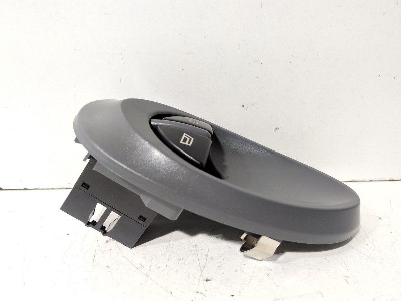 Recambio de mando elevalunas delantero izquierdo para iveco daily caja cerrada (1999 =>) 29 - l 12 caja cerrada referencia OEM I