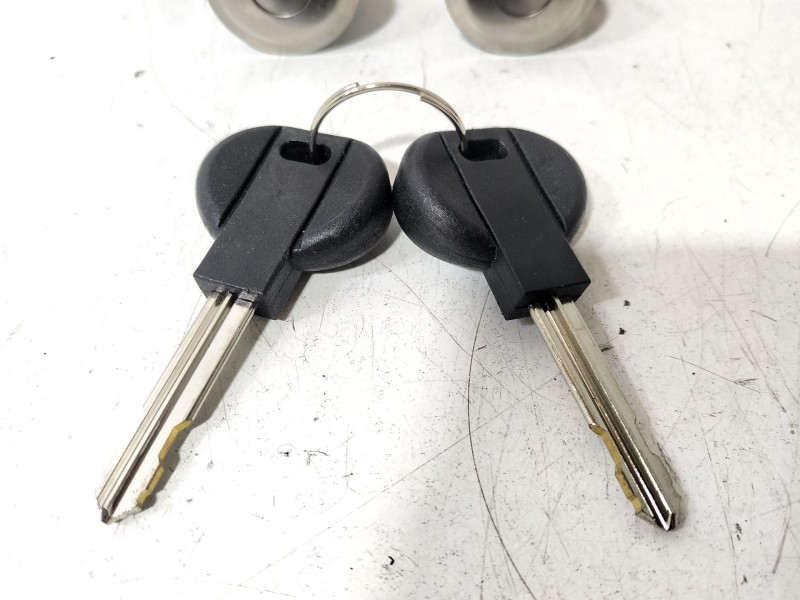 Recambio de juego bombines para citroën berlingo 2.0 hdi 600 furg. referencia OEM IAM Citroën Berlingo  