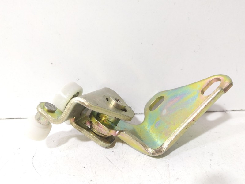 Recambio de soporte / guia puerta corredera para mercedes-benz sprinter (w901,w904) caja cerr. 310 d (903.461-462) referencia OE