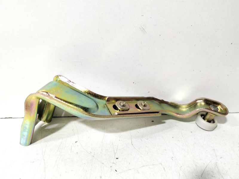 Recambio de soporte / guia puerta corredera para mercedes-benz sprinter (w901,w903) combi 312 d (903.471-472) referencia OEM IAM