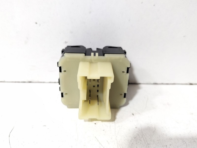 Recambio de mando elevalunas delantero izquierdo para dacia dokker 1.5 dci diesel fap cat referencia OEM IAM Dacia Dokker  