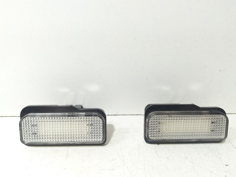 Recambio de piloto matricula para mercedes-benz clase c (w203) c 220 cdi (203.006) referencia OEM IAM LD-W203-5D  