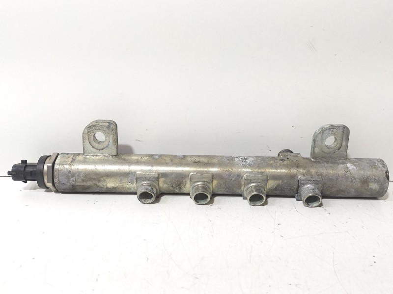 Recambio de rampa inyectora para alfa romeo 159 (939_) 1.9 jtdm 16v (939axc1b, 939axc12) referencia OEM IAM 55209575  