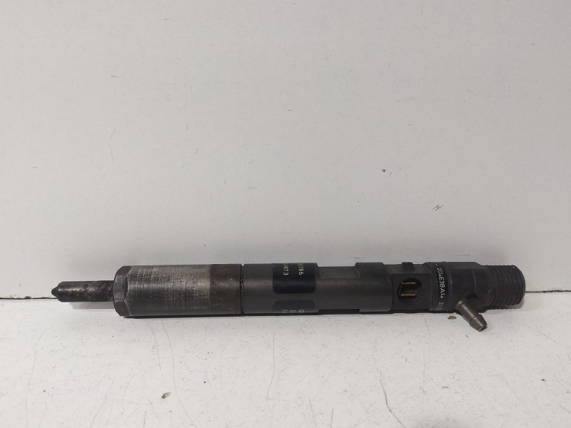 Recambio de inyector para renault clio ii fase ii (b/cb0) 1.5 dci diesel referencia OEM IAM 8200365186  