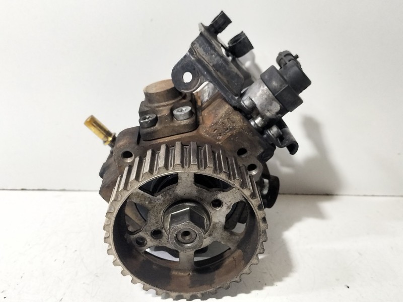 Recambio de bomba inyeccion para citroën c4 picasso i monospace (ud_) 1.6 hdi 110 referencia OEM IAM 9683703780  