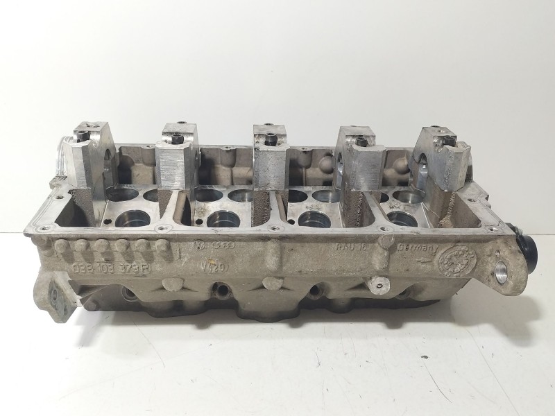 Recambio de culata para seat leon (1p1) 1.9 tdi referencia OEM IAM 038103373R  