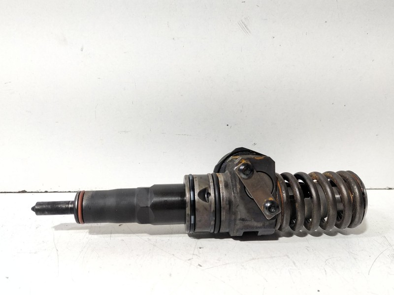 Recambio de inyector para seat leon (1p1) 1.9 tdi referencia OEM IAM 038130073AG  