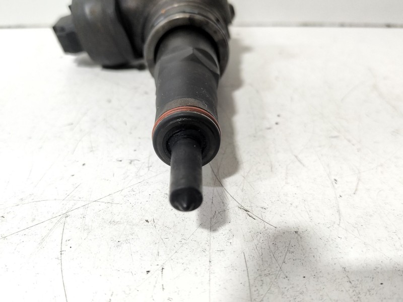Recambio de inyector para seat leon (1p1) 1.9 tdi referencia OEM IAM 038130073AG  