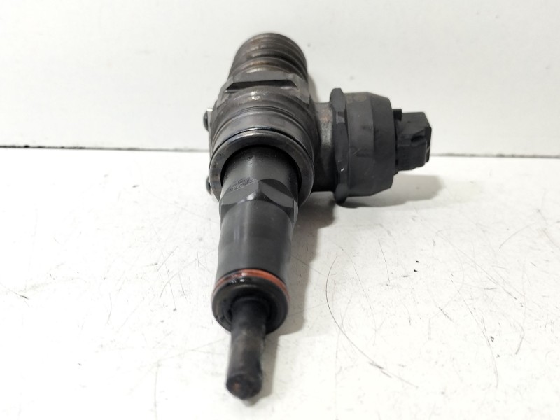 Recambio de inyector para seat leon (1p1) 1.9 tdi referencia OEM IAM 038130073AG  