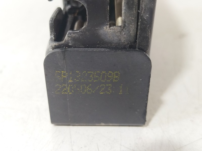 Recambio de cerradura capot para seat toledo iii (5p2) 2.0 tdi referencia OEM IAM 5P1323509B  