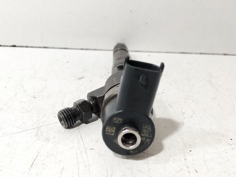 Recambio de inyector para fiat grande punto (199) 1.3 16v multijet active (55kw) referencia OEM IAM 0445110183  