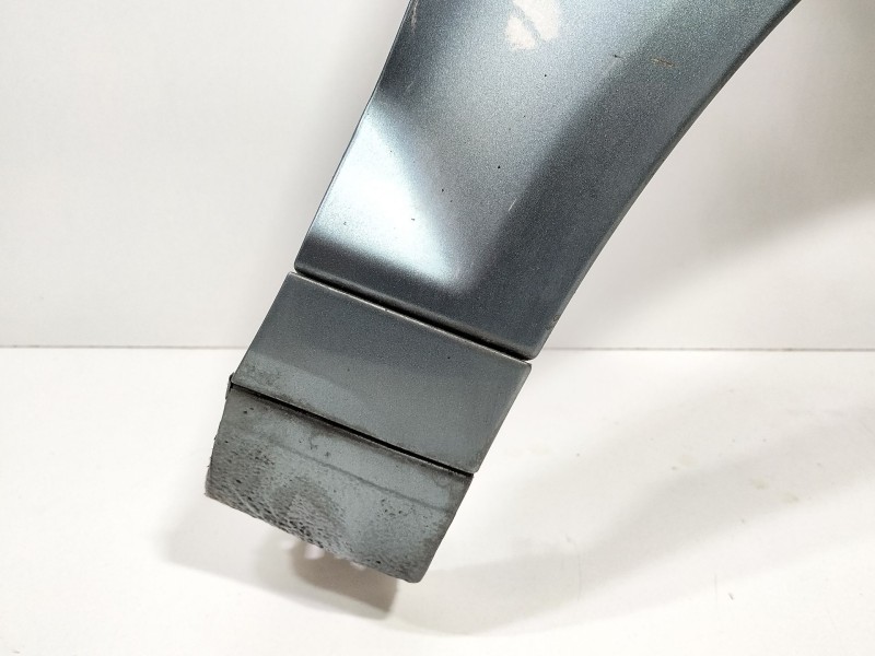 Recambio de aleta delantera derecha para audi a3 sportback (8pa) 2.0 tdi 16v referencia OEM IAM 8P0821106G  