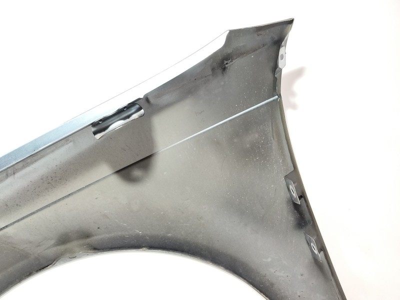 Recambio de aleta delantera derecha para audi a3 sportback (8pa) 2.0 tdi 16v referencia OEM IAM 8P0821106G  