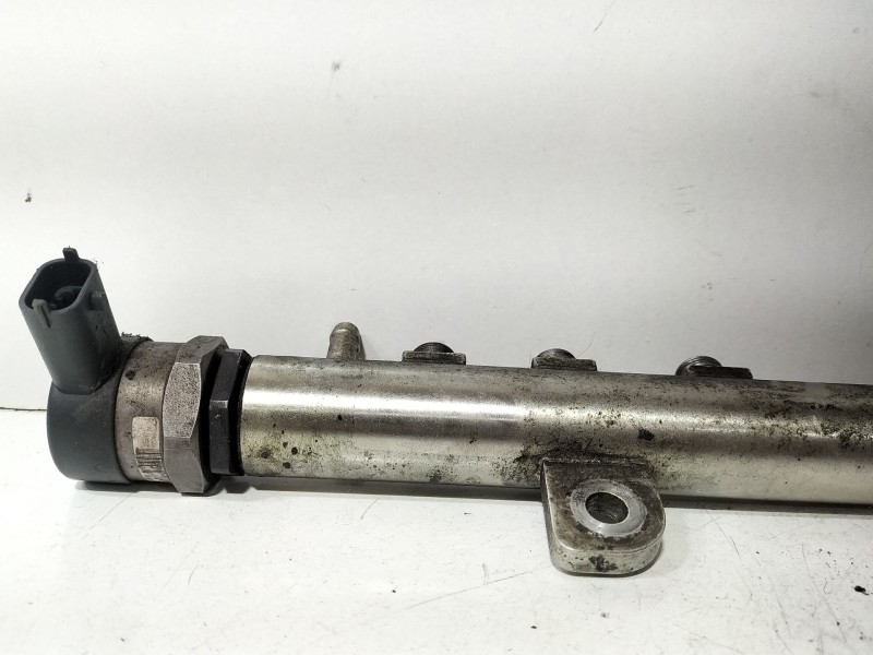 Recambio de rampa inyectora para fiat fiorino furgoneta/monovolumen (225_) 1.3 d multijet (225bxe1a) referencia OEM IAM 55211906
