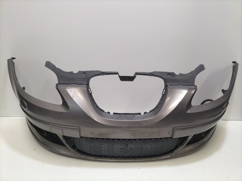 Recambio de paragolpes delantero para seat toledo iii (5p2) 2.0 tdi referencia OEM IAM 5P0807217MGRU  