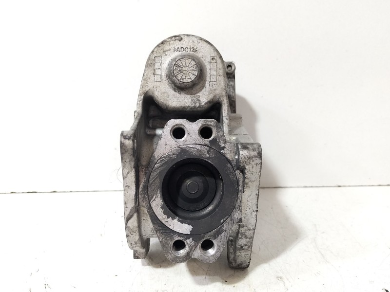 Recambio de valvula egr para volkswagen passat variant (3c5) 2.0 tdi referencia OEM IAM 03G131501P  