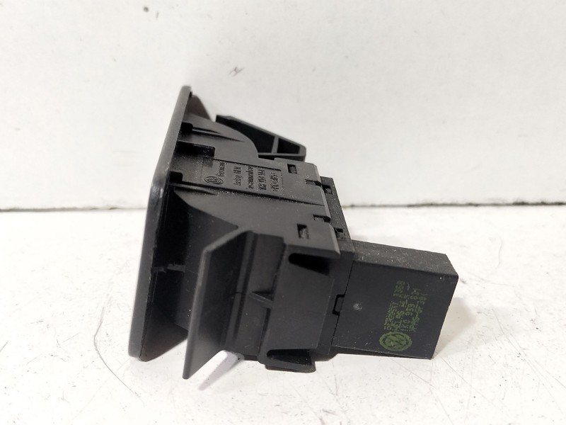 Recambio de boton de apertura de maletero para volkswagen scirocco iii (137, 138) 2.0 tsi referencia OEM IAM 1K8959551  