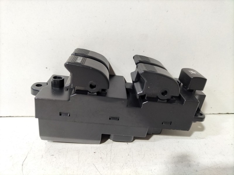 Recambio de mando elevalunas delantero izquierdo para mazda 6 berlina (gg) 2.0 diesel cat referencia OEM IAM BL4E-66-350W1  