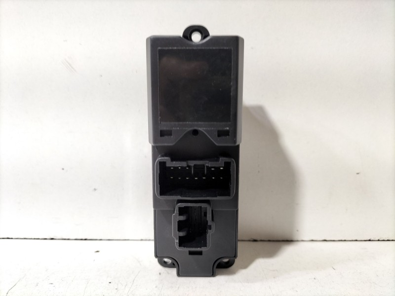 Recambio de mando elevalunas delantero izquierdo para mazda 6 berlina (gg) 2.0 diesel cat referencia OEM IAM BL4E-66-350W1  