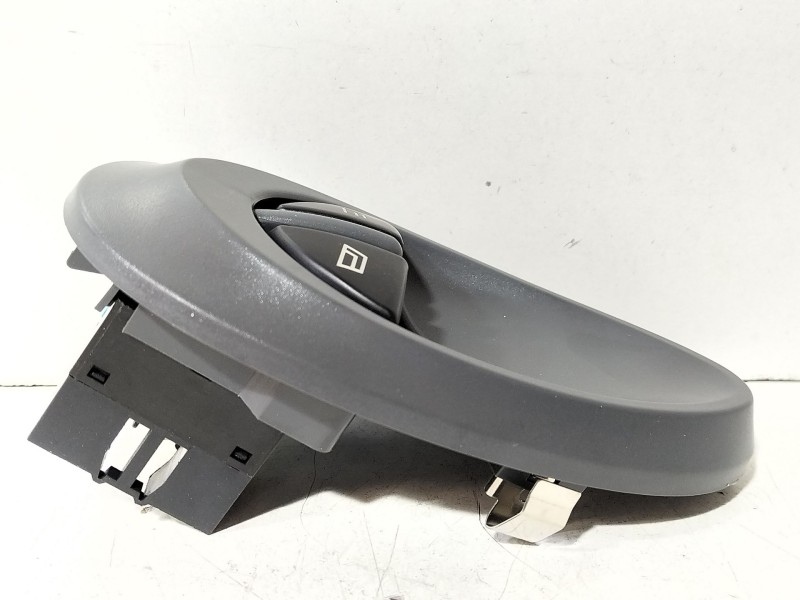 Recambio de mando elevalunas delantero izquierdo para iveco daily iii autobús 50 c 11 natural power (cng) referencia OEM IAM EWS