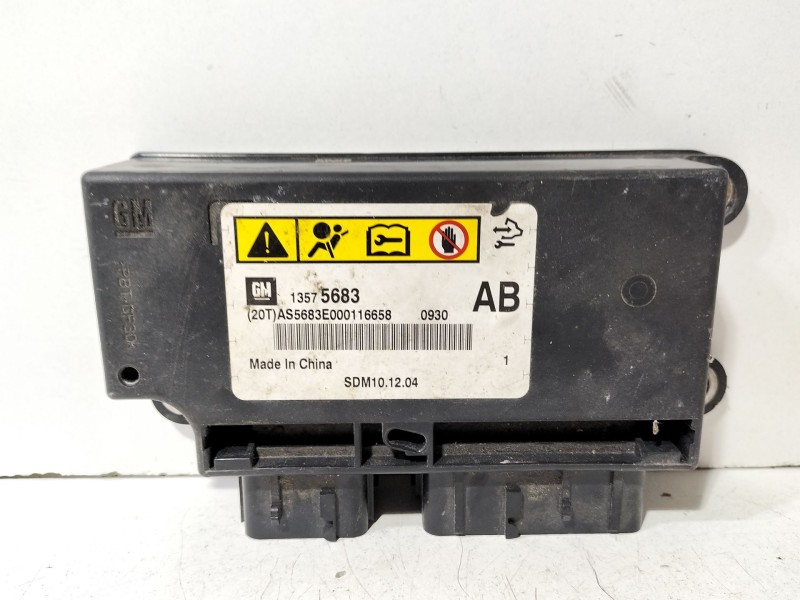 Recambio de centralita airbag para opel astra j (p10) 1.7 cdti (68) referencia OEM IAM 13575683  