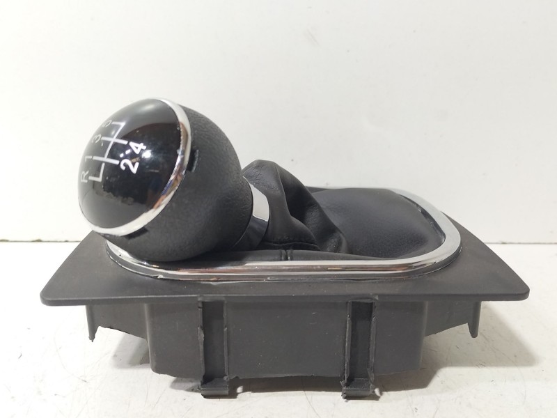 Recambio de pomo palanca cambio para volkswagen golf v (1k1) 1.9 tdi referencia OEM IAM Volkswagen Golf V  