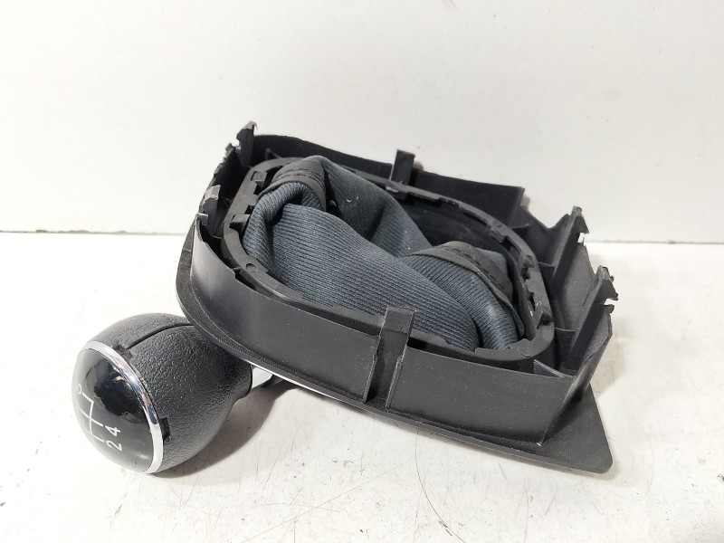 Recambio de pomo palanca cambio para volkswagen golf v (1k1) 1.9 tdi referencia OEM IAM Volkswagen Golf V  
