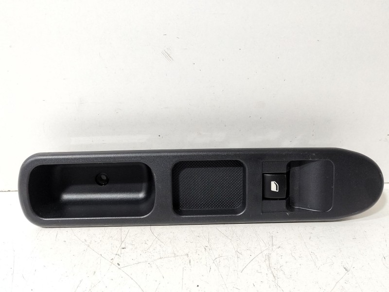 Recambio de mando elevalunas delantero derecho para peugeot 307 (3a/c) 2.0 hdi 90 referencia OEM IAM Peugeot 307  