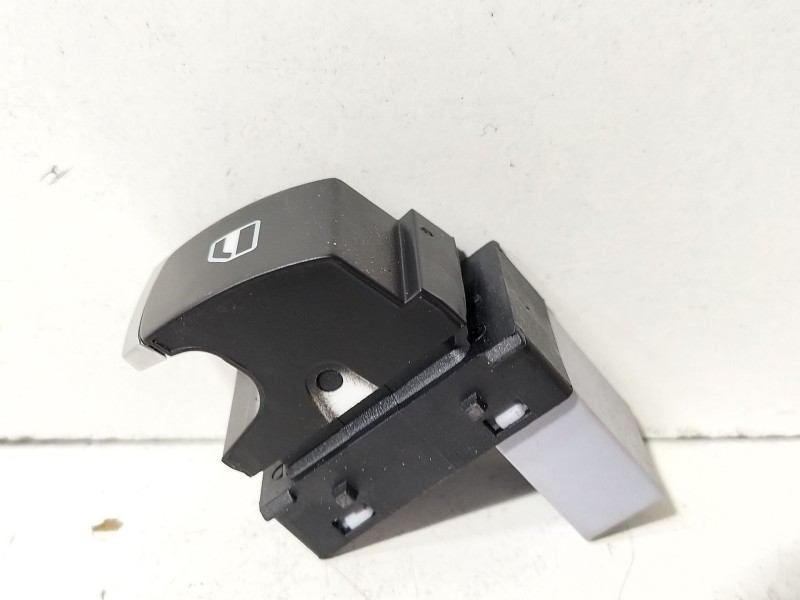 Recambio de mando elevalunas delantero derecho para volkswagen golf vi (5k1) 1.6 tdi referencia OEM IAM Volkswagen Golf VI  