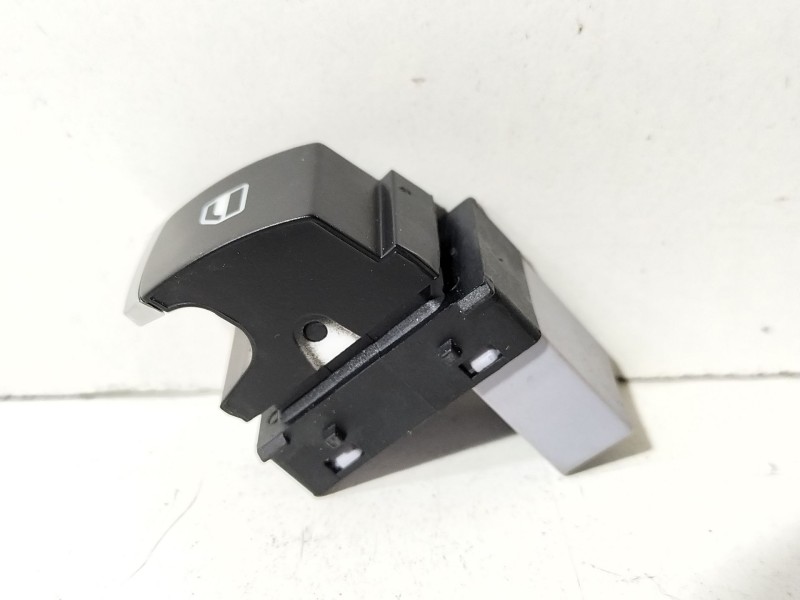 Recambio de mando elevalunas delantero derecho para volkswagen golf vi (5k1) 1.6 tdi referencia OEM IAM Volkswagen Golf VI  