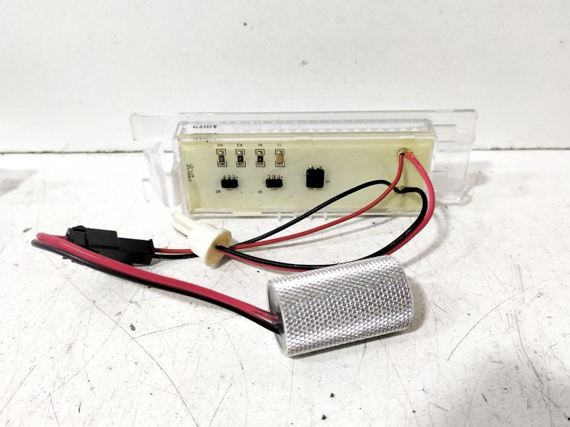 Recambio de piloto matricula para opel astra h (a04) 1.7 cdti (l48) referencia OEM IAM Opel Astra H  