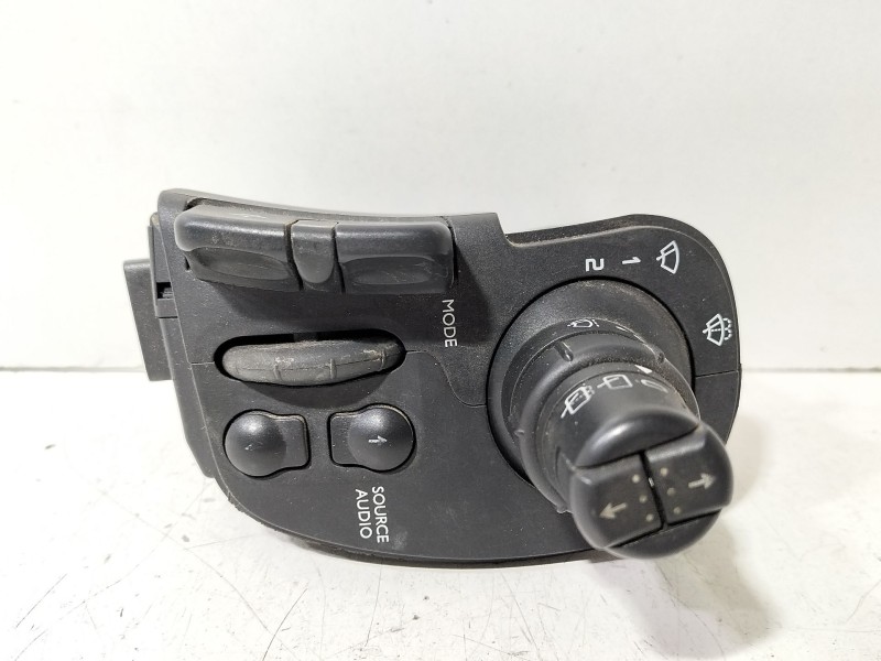 Recambio de mando limpia para renault clio iii grandtour (kr0/1_) 1.5 dci referencia OEM IAM 88103009042  