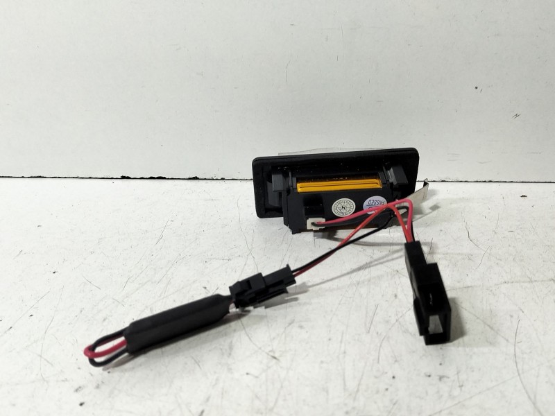 Recambio de piloto matricula para audi a5 (8t3) 1.8 tfsi referencia OEM IAM Audi A5 8T3  