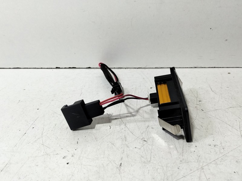 Recambio de piloto matricula para audi a5 (8t3) 1.8 tfsi referencia OEM IAM Audi A5 8T3  