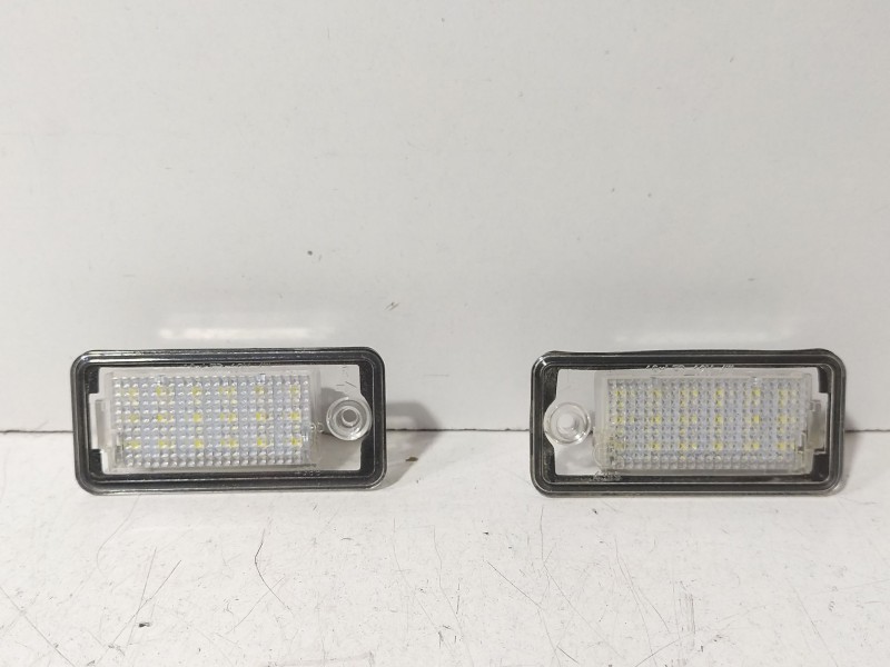 Recambio de piloto matricula para audi a3 (8p) 1.9 tdi referencia OEM IAM Audi A3 8P  