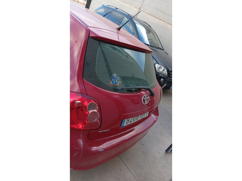 toyota auris (_e15_) del año 2009