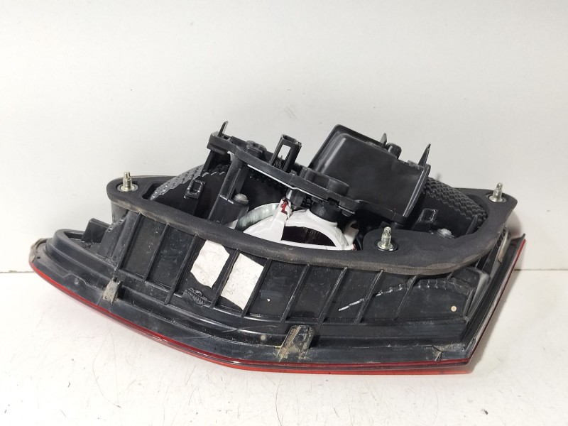 Recambio de piloto trasero izquierdo de porton para seat leon (5f1) 1.2 tsi referencia OEM IAM 5F0945093L  