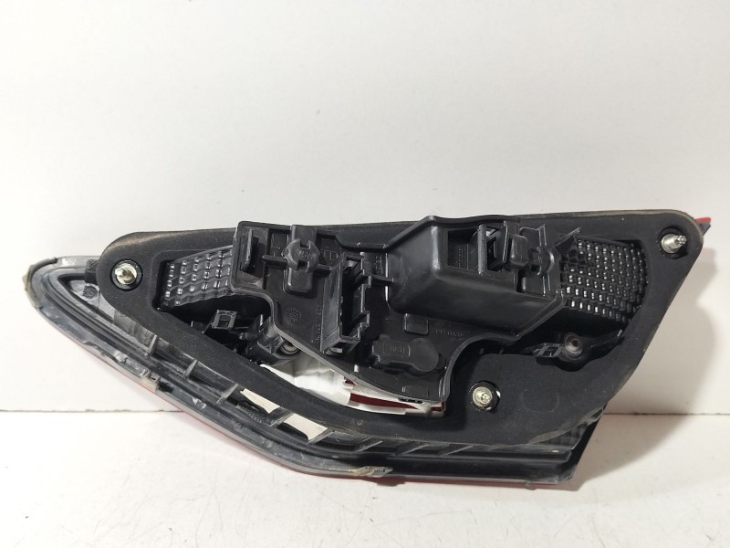 Recambio de piloto trasero izquierdo de porton para seat leon (5f1) 1.2 tsi referencia OEM IAM 5F0945093L  