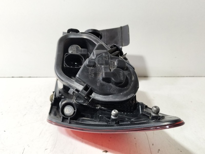 Recambio de piloto trasero izquierdo para seat leon (5f1) 1.2 tsi referencia OEM IAM 5F0945095D  