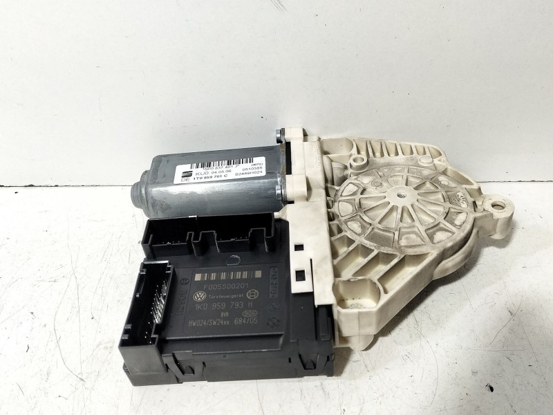 Recambio de motor elevalunas delantero izquierdo para seat toledo iii (5p2) 2.0 tdi referencia OEM IAM 1T0959701C  