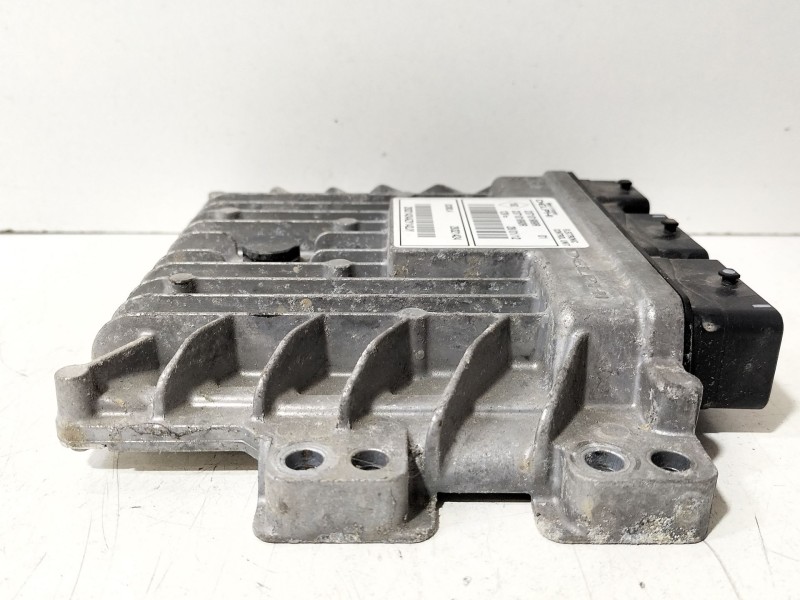 Recambio de centralita motor uce para renault clio iii grandtour (kr0/1_) 1.5 dci referencia OEM IAM 237101989R  