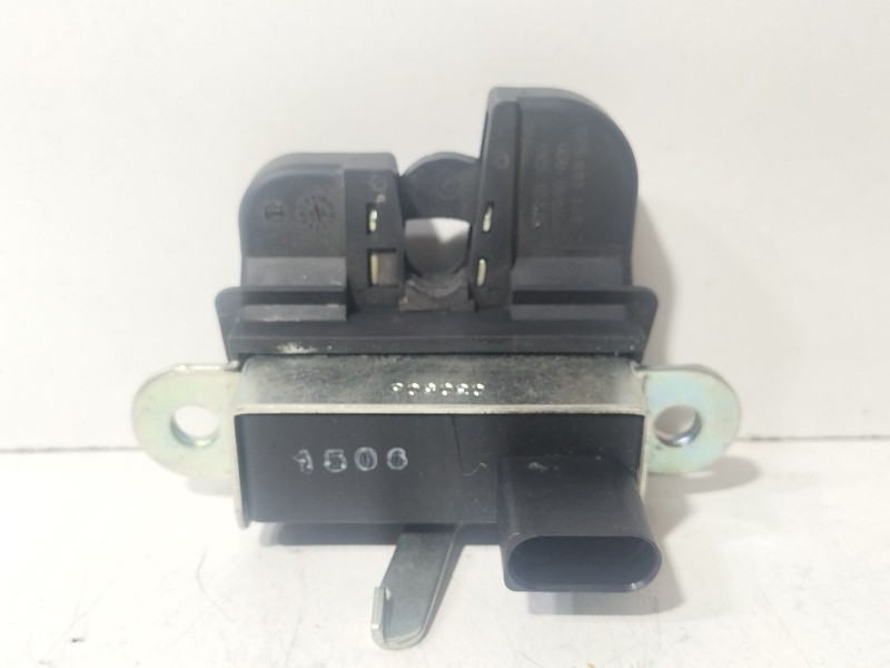 Recambio de cerradura maletero / porton para seat toledo iii (5p2) 2.0 tdi referencia OEM IAM 5P5827505  