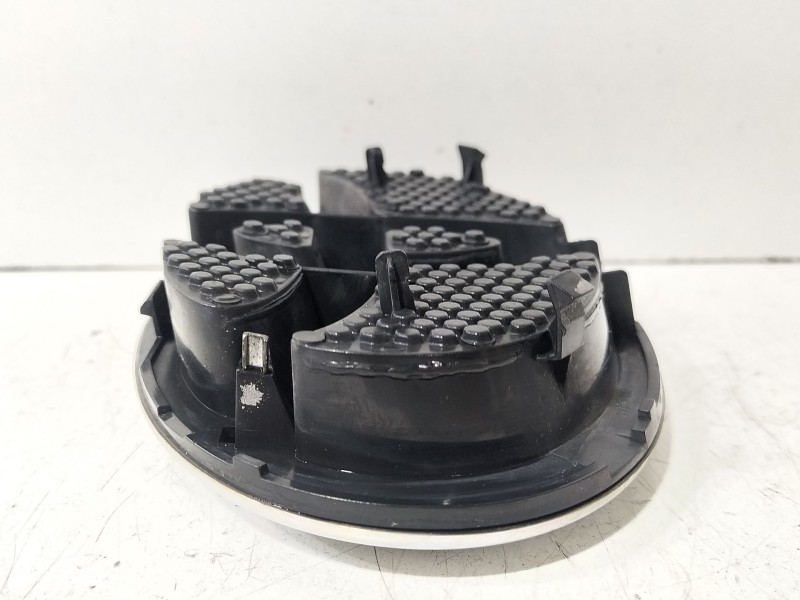 Recambio de rejilla paragolpes central para toyota auris (_e15_) 1.4 d-4d (nde150_) referencia OEM IAM 7531102140  