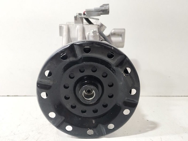 Recambio de compresor aire acondicionado para toyota auris (_e15_) 1.4 d-4d (nde150_) referencia OEM IAM 8831002390  