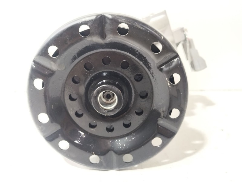 Recambio de compresor aire acondicionado para toyota auris (_e15_) 1.4 d-4d (nde150_) referencia OEM IAM 8831002390  