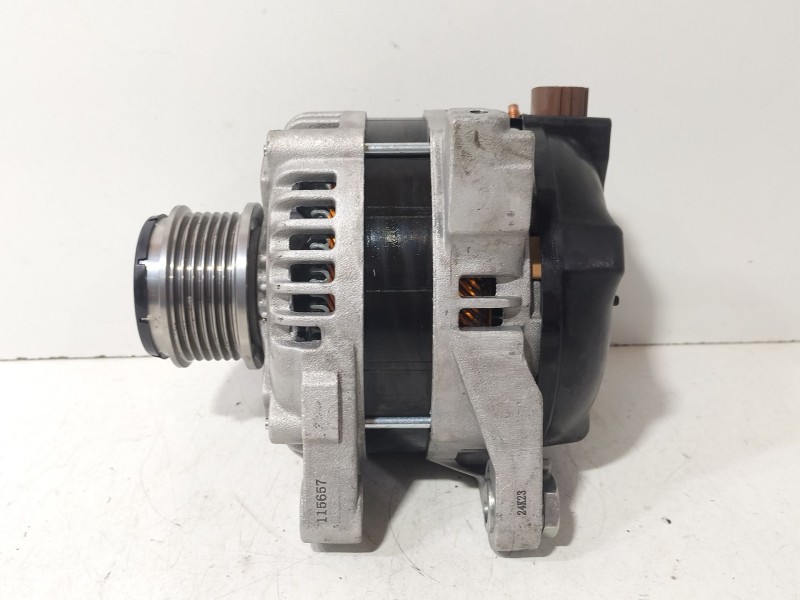 Recambio de alternador para toyota auris (_e15_) 1.4 d-4d (nde150_) referencia OEM IAM 270600N021  