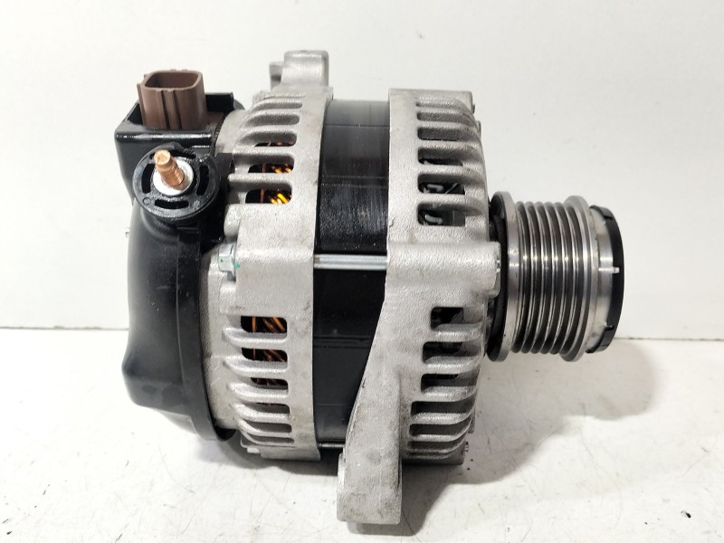 Recambio de alternador para toyota auris (_e15_) 1.4 d-4d (nde150_) referencia OEM IAM 270600N021  